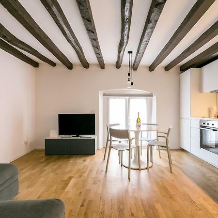 Milano Apartments Mortara Exterior photo