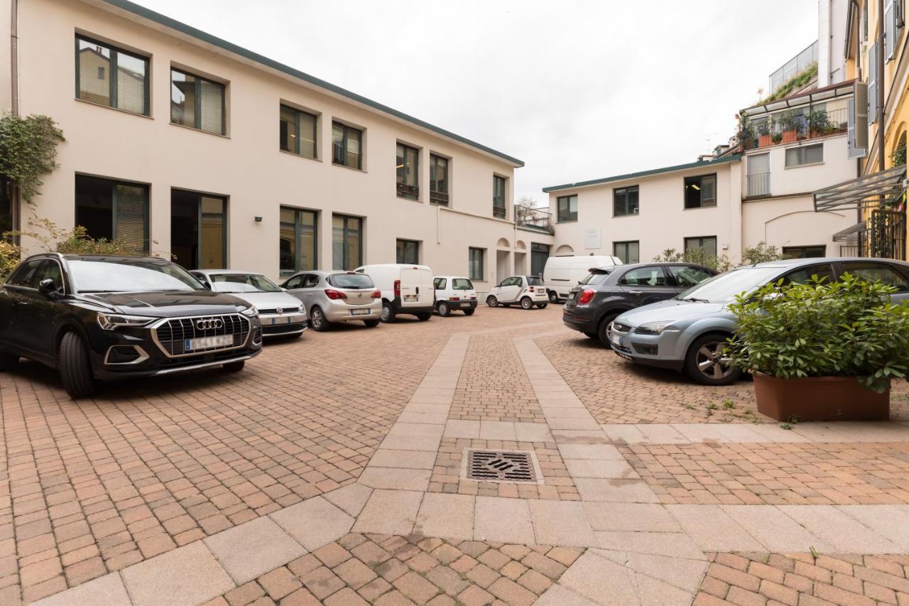 Milano Apartments Mortara Exterior photo