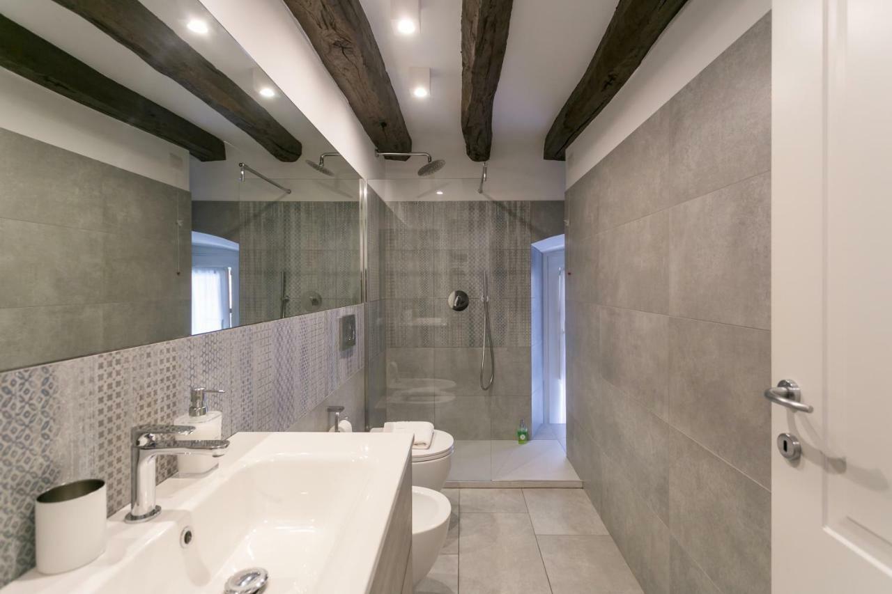 Milano Apartments Mortara Exterior photo
