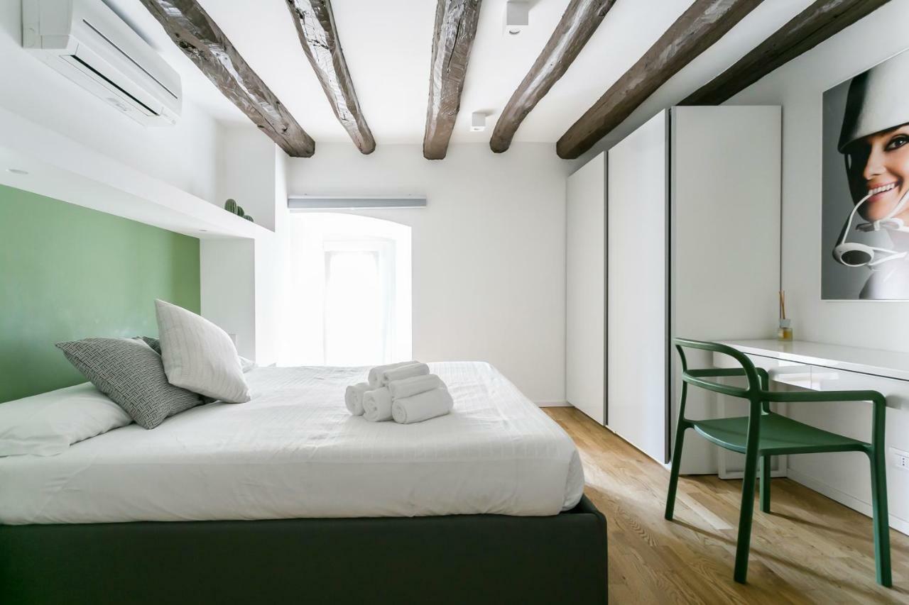 Milano Apartments Mortara Exterior photo