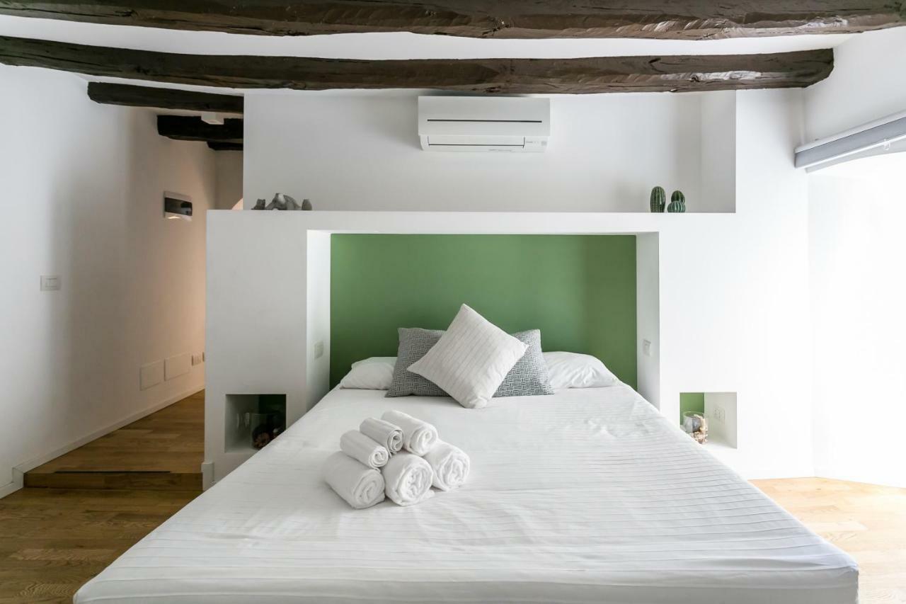 Milano Apartments Mortara Exterior photo